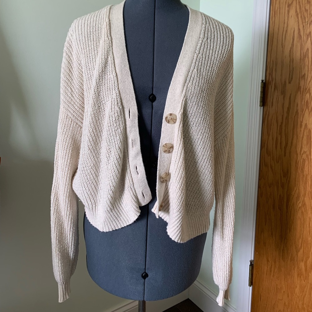 American Eagle cream button up cardigan